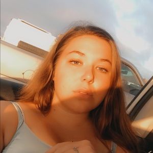 Meet your Posher, Casey